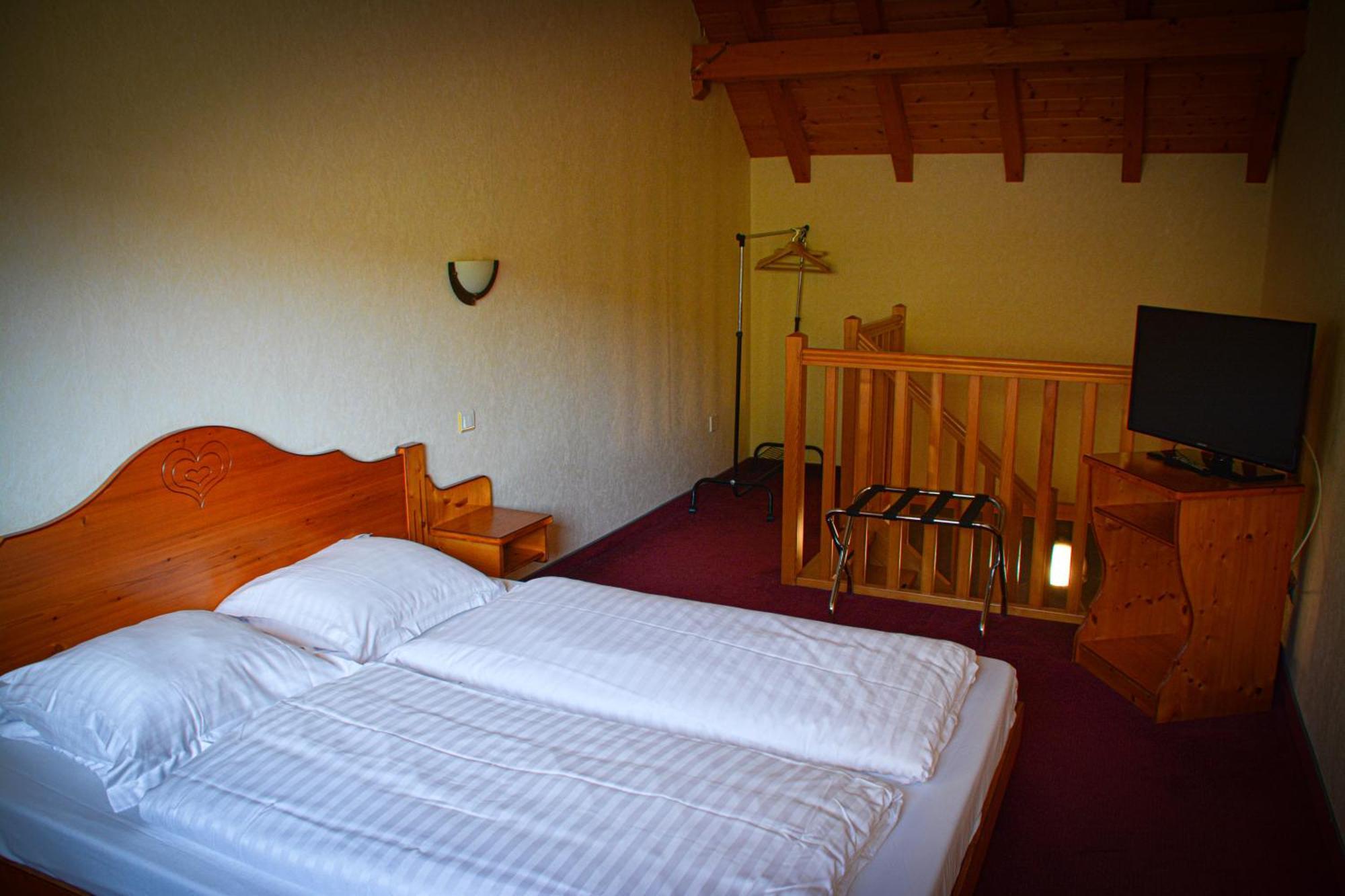 Logis Hotel Restaurant La Petite Auberge Alsace Le Hohwald Exterior photo
